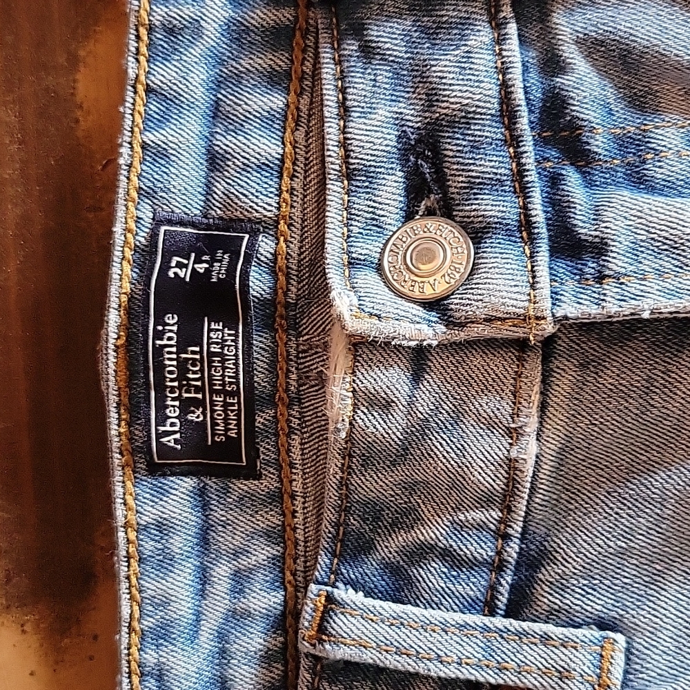High rise jeans, ankle straight, ladies